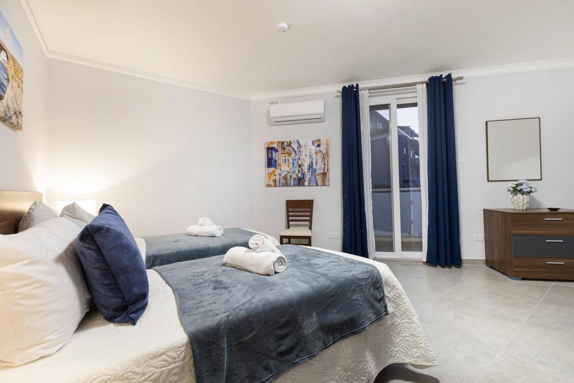 Luxurious & Spacious 2Bd Accomodation At The Podium - Yacht Marina Area, Close To Valletta Msida Exterior photo